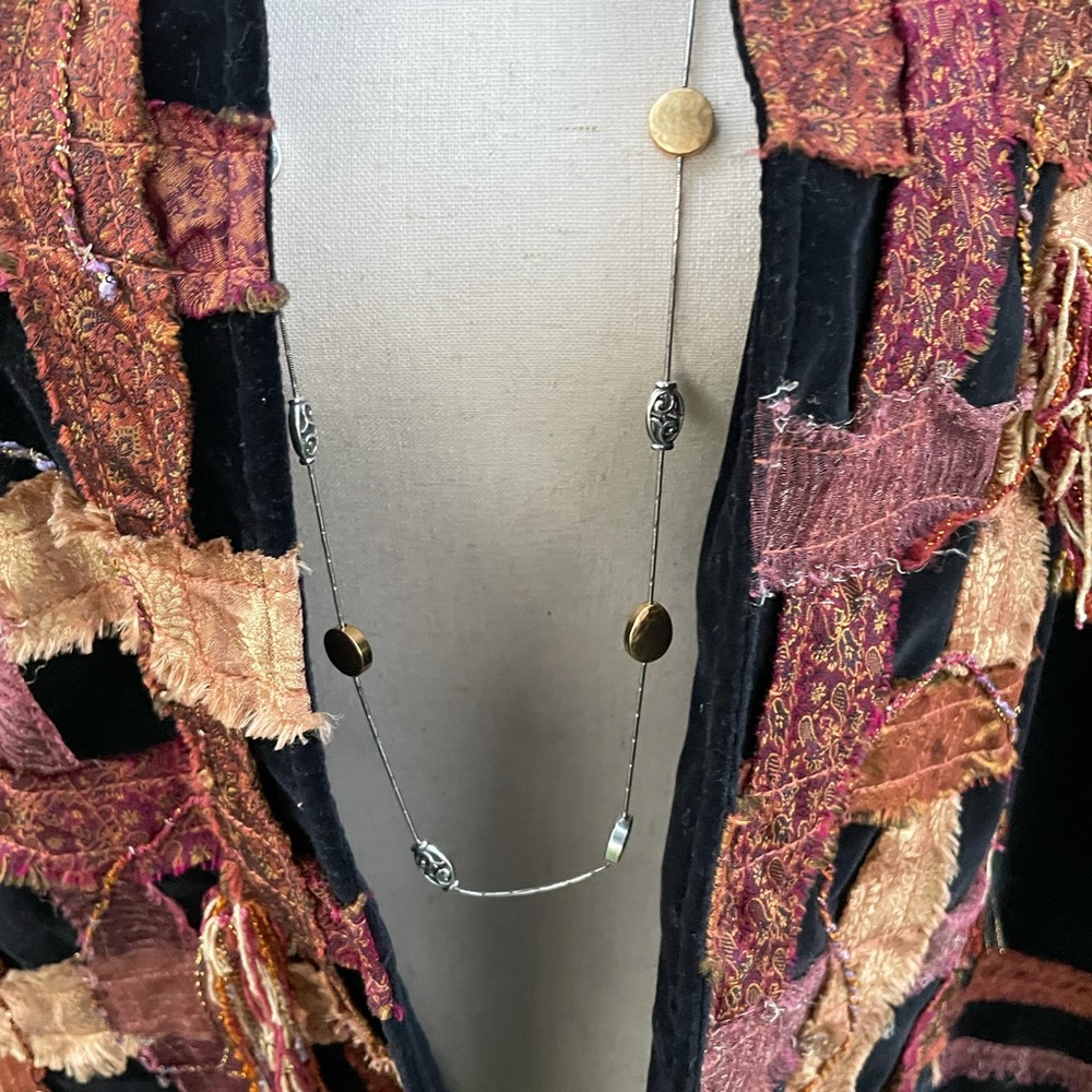 Yak Magik ~ Medium ~ Vtg ~ Black/Gold • Velvet ~ Silk Ribbons/ Fringe ~ Jacket - Picture 7 of 14
